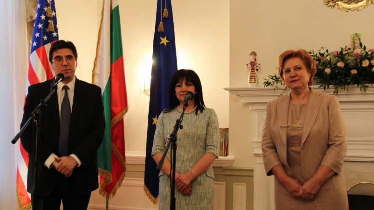 Meeting of the President of the National Assembly Mrs. Tsveta Karayancheva with the Bulgarian community from the Washington, D.C. area