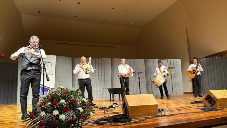 Празничен концерт на Теодосий Спасов Фолк Квинтет във Вашингтон